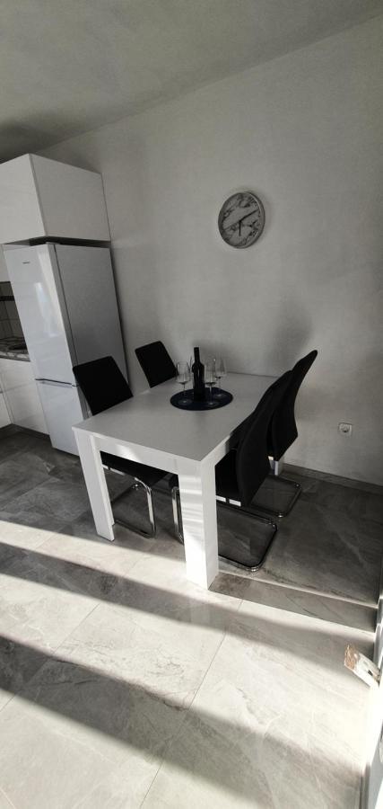 Apartmani Naomi&Leo Senj  Exterior photo